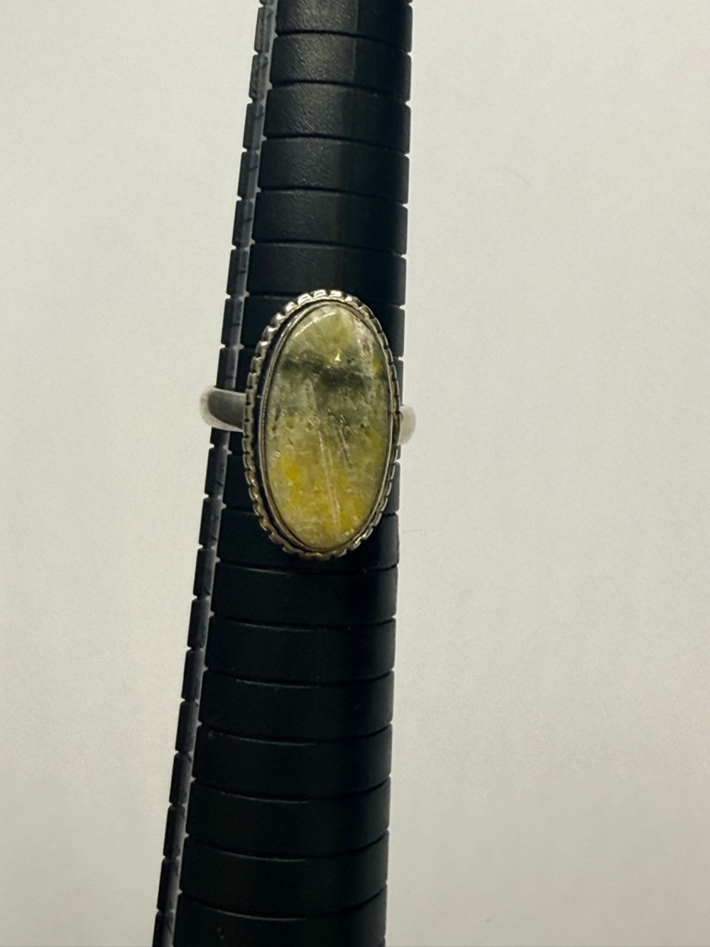 Sterling Silver Oval Yellow/green Gemstone Ring Size 7.5